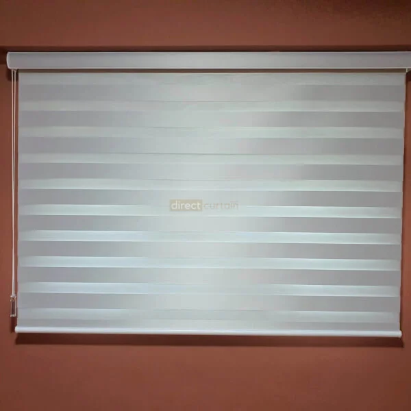 Korean Combi Blind – Blackout White-Rainbow blinds 9951 br2-watermark