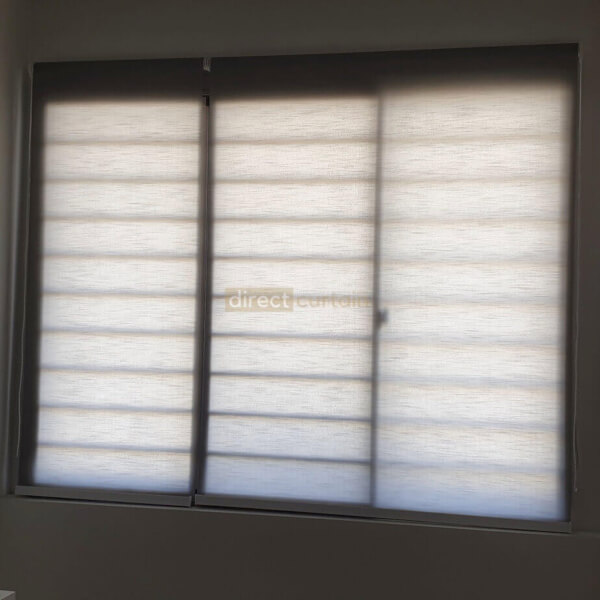 Dim-out roller blind 6015