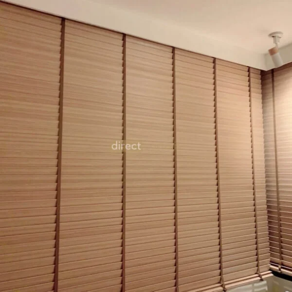1-Loop Venetian Blind PS108 Caramel (Promo) Closed