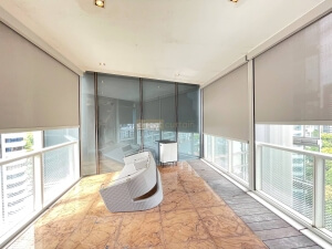SHYZIP installed in outdoor balcony in Gramercy Park Condo Singapore Left and Right