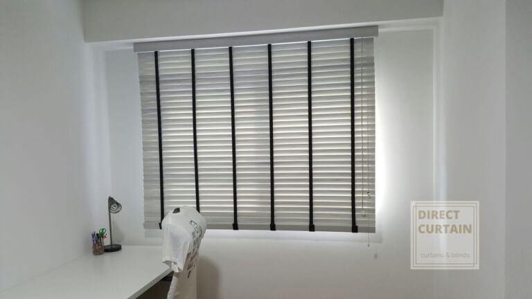 Venetian blinds in study room