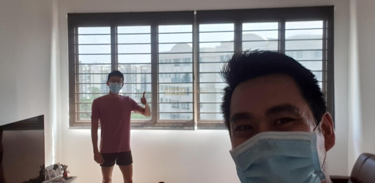 Sunscreen Indoor Roller Blind Bronze with happy customer