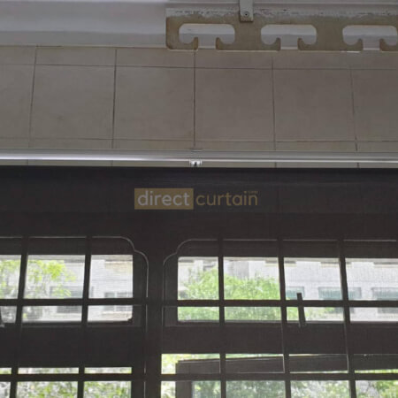 Sunscreen Roller Blind Black White in Kitchen to reduce glare