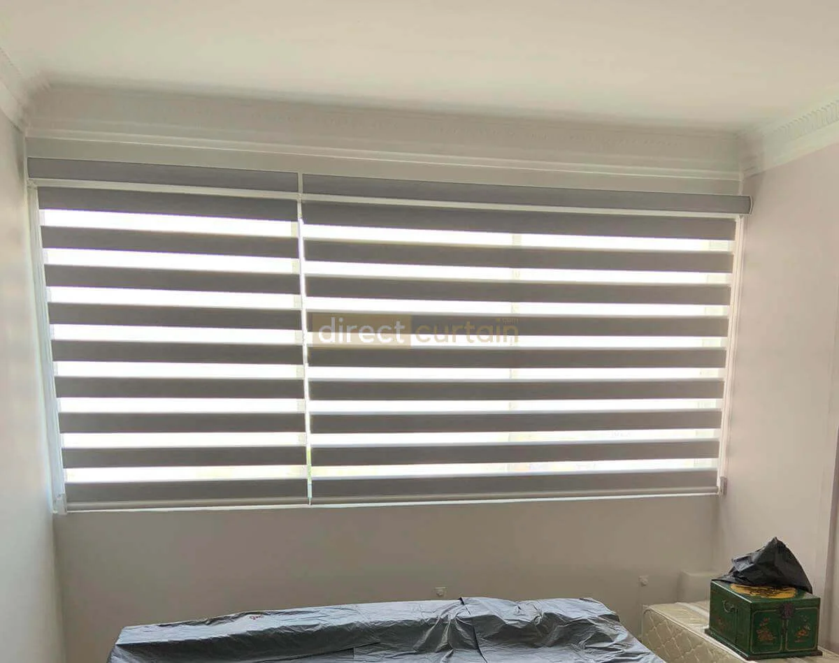 gap between roller blinds